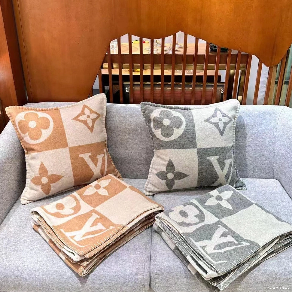 BLANKET GREY THROW CHECKERED CUSTOM 0808